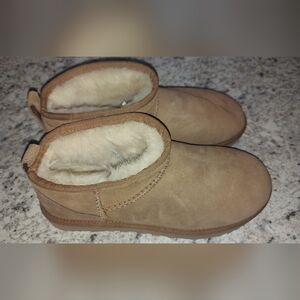 Ugg Classic Ultra Mini